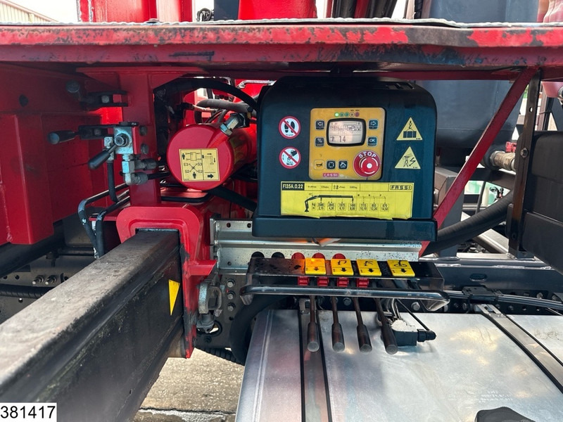 Iveco Stralis 360 6x2, EURO 6, Fassi, Remote - Valníkový/ Plošinový nákladný automobil, Auto s hydraulickou rukou: obrázok 4 Iveco Stralis 360 6x2, EURO 6, Fassi, Remote - Valníkový/ Plošinový nákladný automobil, Auto s hydraulickou rukou: obrázok 4