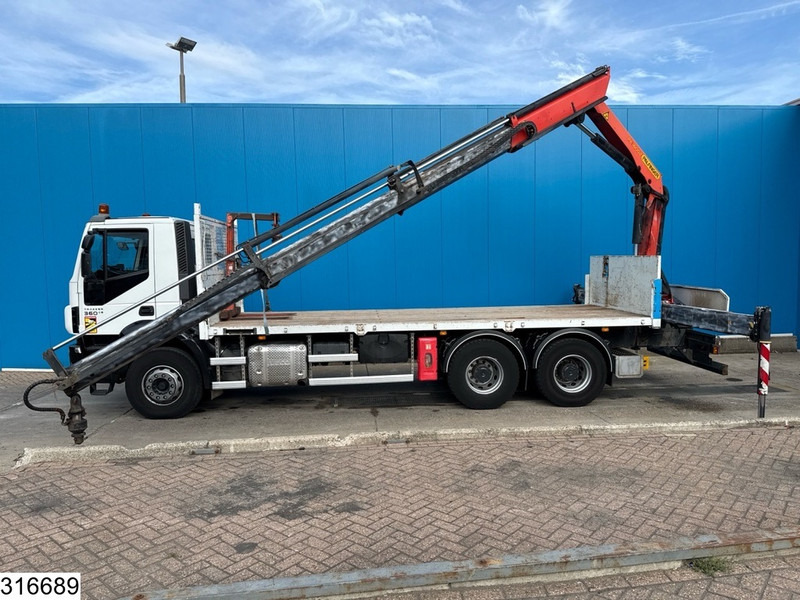 Iveco Trakker 360 6x4, EURO 6, Palfinger, Remote - Valníkový/ Plošinový nákladný automobil, Auto s hydraulickou rukou: obrázok 3 Iveco Trakker 360 6x4, EURO 6, Palfinger, Remote - Valníkový/ Plošinový nákladný automobil, Auto s hydraulickou rukou: obrázok 3