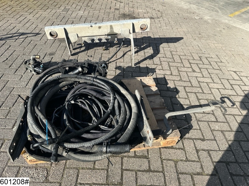 Lohr 5th wheel, Hydraulic pump, Hoses for car transporter - Náhradný diel pre Nákladné auto: obrázok 3 Lohr 5th wheel, Hydraulic pump, Hoses for car transporter - Náhradný diel pre Nákladné auto: obrázok 3