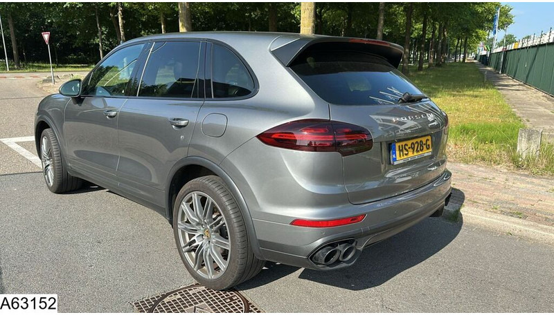 Porsche Cayenne Cayenne S E-Hybrid - Automobil: obrázok 3 Porsche Cayenne Cayenne S E-Hybrid - Automobil: obrázok 3