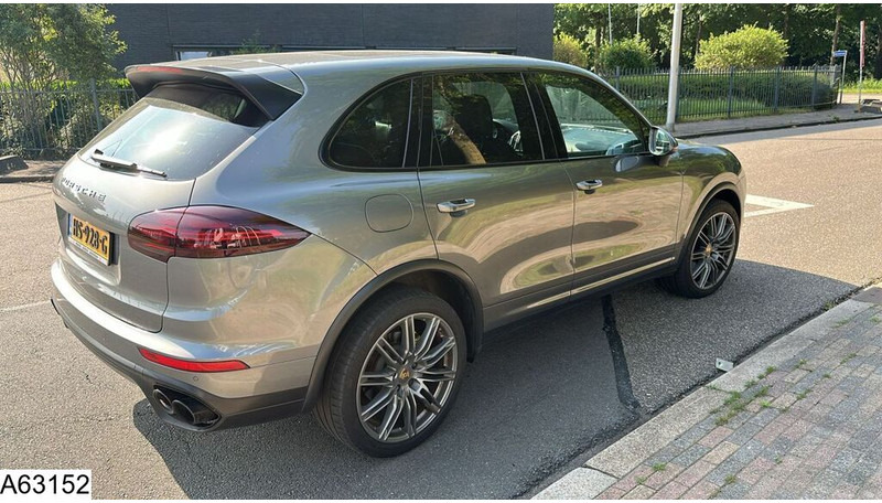 Porsche Cayenne Cayenne S E-Hybrid - Automobil: obrázok 4 Porsche Cayenne Cayenne S E-Hybrid - Automobil: obrázok 4