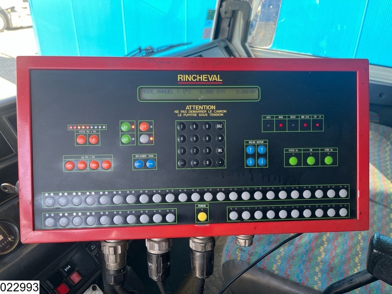 Renault G 270 Bitum, Rincheval, 9900 liter - Cisternové vozidlo: obrázok 5 Renault G 270 Bitum, Rincheval, 9900 liter - Cisternové vozidlo: obrázok 5