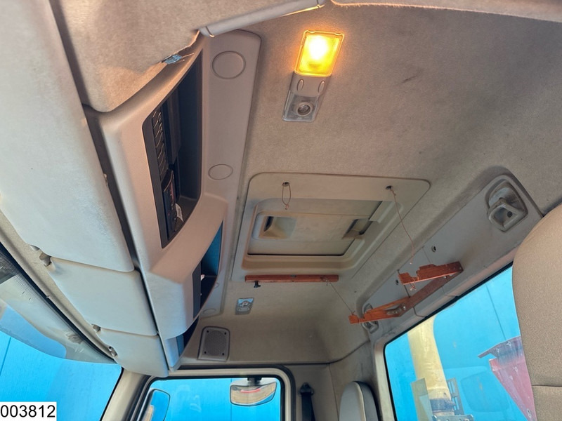 Leasing Renault Kerax 370 Dxi 6x4, Manual, Leaf suspension Renault Kerax 370 Dxi 6x4, Manual, Leaf suspension: obrázok 9