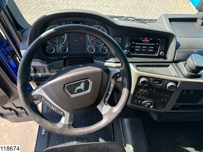 Interior photo 2: Ťahač MAN TGX 18 460 EURO 6, Retarder, Standairco