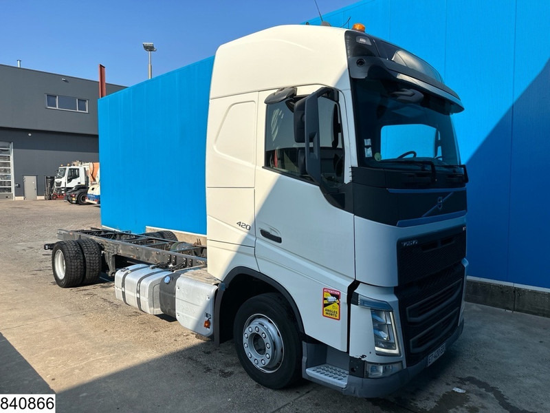 Volvo FH 420 EURO 6, Standairco - Podvozek s kabinou: obrázok 3 Volvo FH 420 EURO 6, Standairco - Podvozek s kabinou: obrázok 3