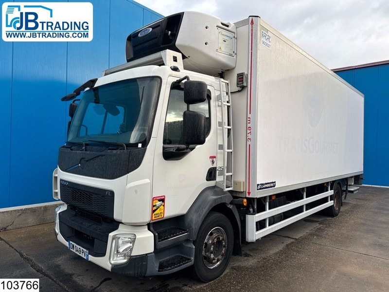 Volvo FL 250 EURO 6, Dhollandia, Carrier, 3 Compartments - Chladirenské nákladné vozidlo: obrázok 1 Volvo FL 250 EURO 6, Dhollandia, Carrier, 3 Compartments - Chladirenské nákladné vozidlo: obrázok 1