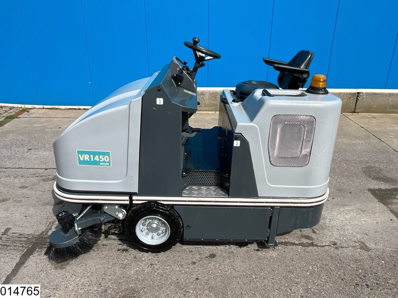 Meijer VR1450 20 HP, 265 Hours - Zametacie vozidlo: obrázok 4 Meijer VR1450 20 HP, 265 Hours - Zametacie vozidlo: obrázok 4