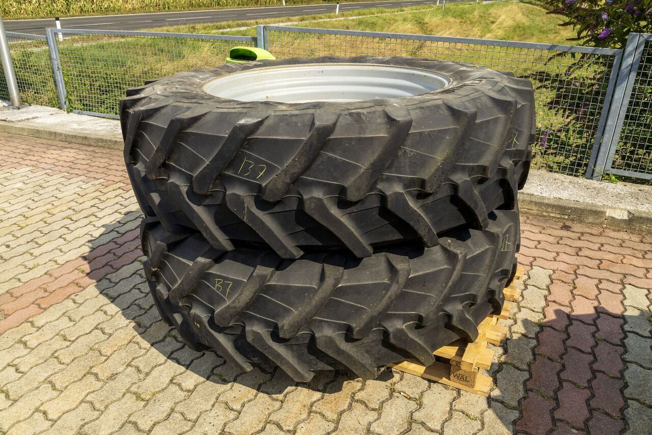 Trelleborg 420/85 R38 TM600 /16,9 R38 - Pneumatiky a disky pre Traktor: obrázok 1 Trelleborg 420/85 R38 TM600 /16,9 R38 - Pneumatiky a disky pre Traktor: obrázok 1