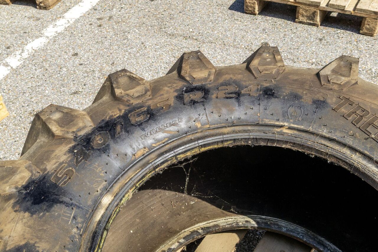 Trelleborg 540/65 R24 TM800 - Pneumatika pre Traktor: obrázok 4 Trelleborg 540/65 R24 TM800 - Pneumatika pre Traktor: obrázok 4