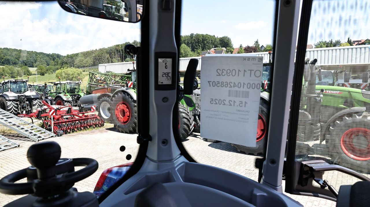 Traktor Valtra T175e Direct: obrázok 25 Traktor Valtra T175e Direct: obrázok 25