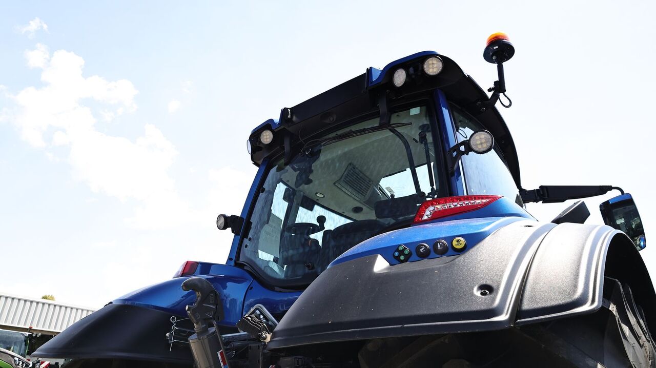 Traktor Valtra T175e Direct: obrázok 9 Traktor Valtra T175e Direct: obrázok 9