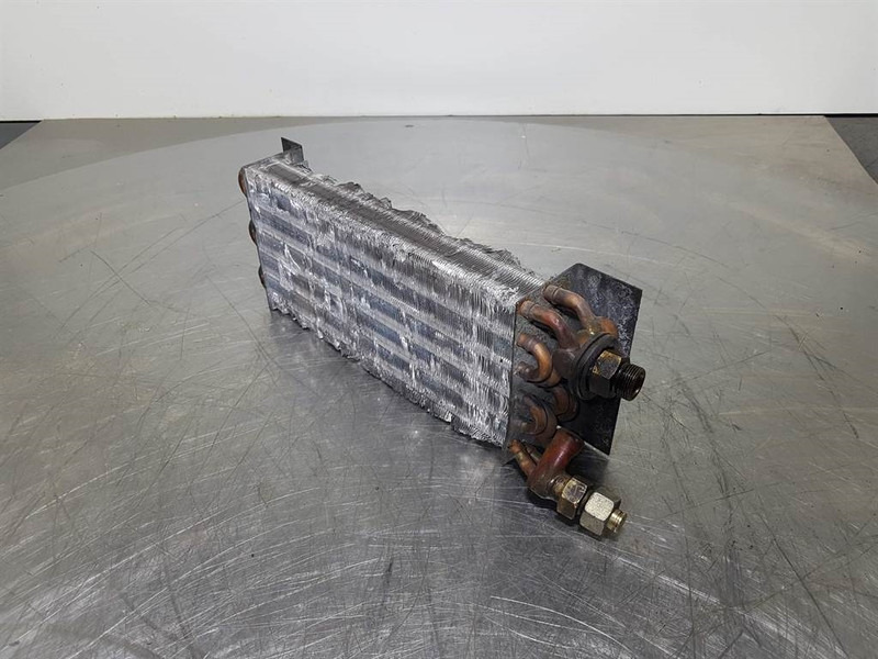 Airco condenser/Klimakondensator/Airco koe - Rám/ Podvozok pre Stavebné stroje: obrázok 3 Airco condenser/Klimakondensator/Airco koe - Rám/ Podvozok pre Stavebné stroje: obrázok 3