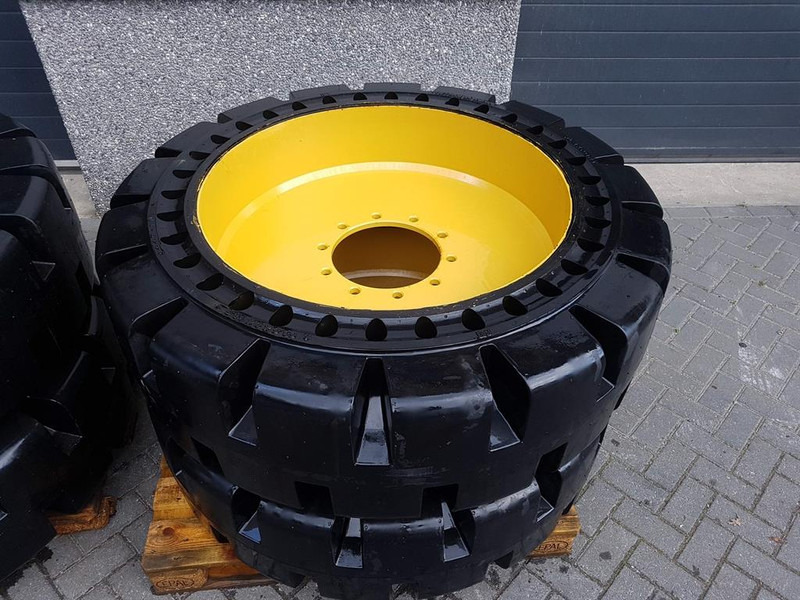 Cat 910/914 - 447-1131 - Tyre/Reifen/Band - Pneumatiky a disky pre Stavebné stroje: obrázok 3 Cat 910/914 - 447-1131 - Tyre/Reifen/Band - Pneumatiky a disky pre Stavebné stroje: obrázok 3