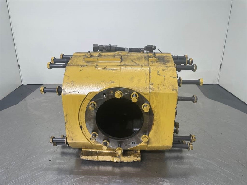 Cat 924G-138-1633-Differential housing - Náprava a diely pre Stavebné stroje: obrázok 1 Cat 924G-138-1633-Differential housing - Náprava a diely pre Stavebné stroje: obrázok 1
