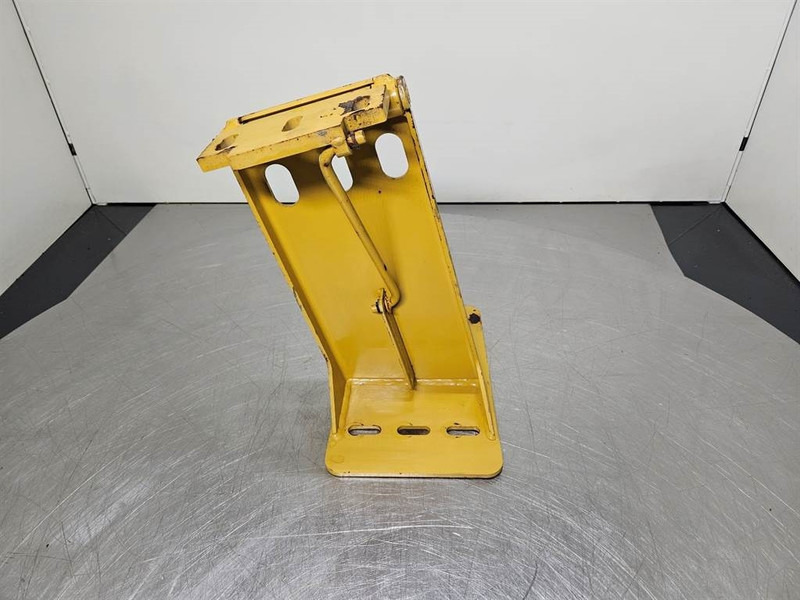 Cat 950H-301-2261-Fender bracket/Halter/Steun - Rám/ Podvozok pre Stavebné stroje: obrázok 3 Cat 950H-301-2261-Fender bracket/Halter/Steun - Rám/ Podvozok pre Stavebné stroje: obrázok 3