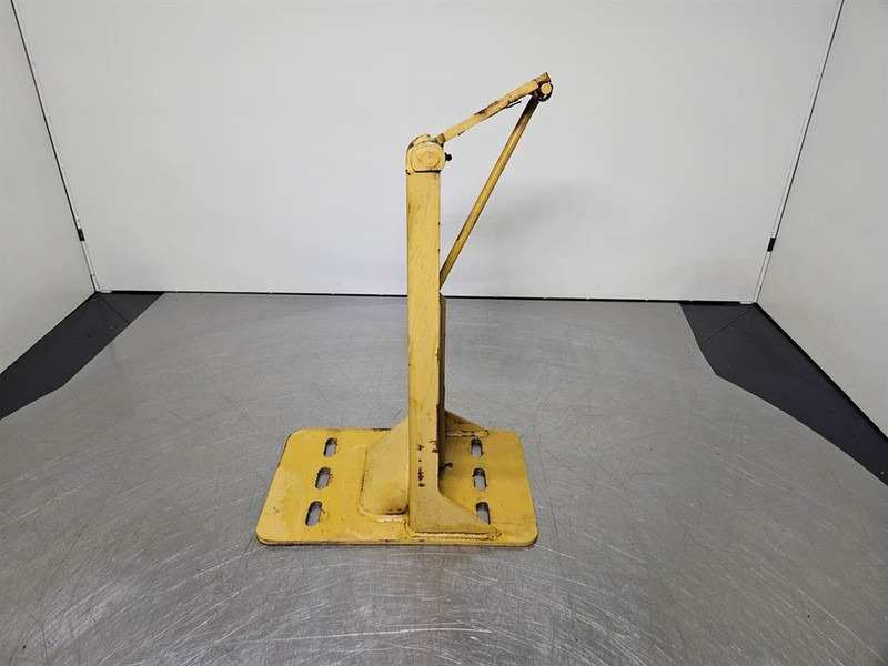 Cat 966H-300-5458-Fender bracket/Halter/Steun - Rám/ Podvozok pre Stavebné stroje: obrázok 1 Cat 966H-300-5458-Fender bracket/Halter/Steun - Rám/ Podvozok pre Stavebné stroje: obrázok 1