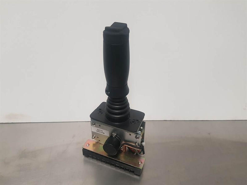 Genie 56773GT - Joystick/Steuergriff/Bedieningshendel - Elektrický systém pre Stavebné stroje: obrázok 2 Genie 56773GT - Joystick/Steuergriff/Bedieningshendel - Elektrický systém pre Stavebné stroje: obrázok 2