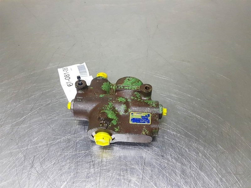 Hitachi W110A-Sauer Danfoss OLS160-152B1012-Priority valve - Hydraulika pre Stavebné stroje: obrázok 1 Hitachi W110A-Sauer Danfoss OLS160-152B1012-Priority valve - Hydraulika pre Stavebné stroje: obrázok 1
