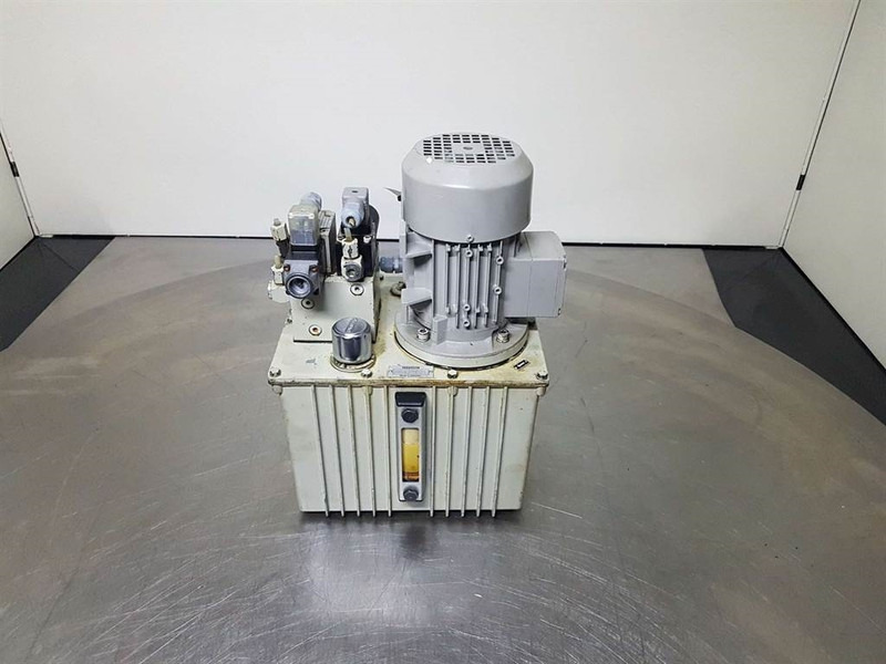 Hydac -0,25 kW-Rotor 5RN71MO4E12-Compact-/steering - Hydraulika pre Stavebné stroje: obrázok 1 Hydac -0,25 kW-Rotor 5RN71MO4E12-Compact-/steering - Hydraulika pre Stavebné stroje: obrázok 1