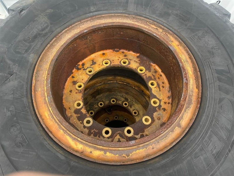 Hyundai HL740-9-Michelin 20.5R25-Tire/Reifen/Band - Pneumatiky a disky pre Stavebné stroje: obrázok 3 Hyundai HL740-9-Michelin 20.5R25-Tire/Reifen/Band - Pneumatiky a disky pre Stavebné stroje: obrázok 3