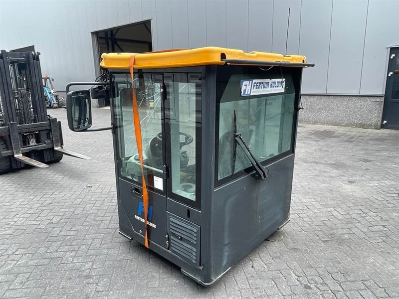 Hyundai HL757-7A-71LB-12012 / 71LB-12013 /71LB-12014-Cabin - Kabína a interiér pre Stavebné stroje: obrázok 3 Hyundai HL757-7A-71LB-12012 / 71LB-12013 /71LB-12014-Cabin - Kabína a interiér pre Stavebné stroje: obrázok 3