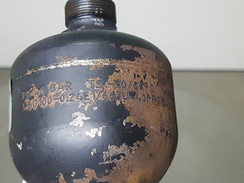 JCB 426E AGRI HT-Hydac SBO100-0,24E1/663U-Accumulator - Hydraulika pre Stavebné stroje: obrázok 4 JCB 426E AGRI HT-Hydac SBO100-0,24E1/663U-Accumulator - Hydraulika pre Stavebné stroje: obrázok 4