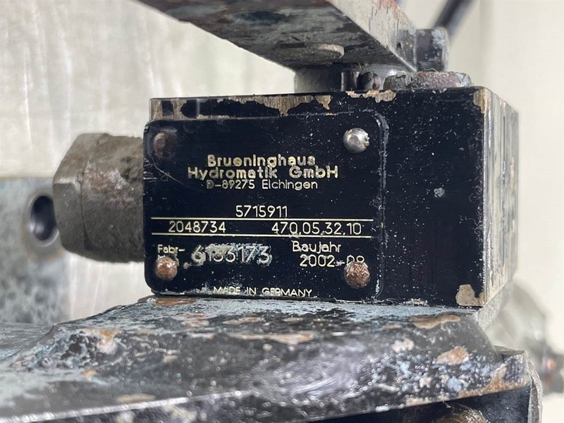 Liebherr L514-7621940-Brake cylinder/Bremszylinder - Diely bŕzd pre Stavebné stroje: obrázok 5 Liebherr L514-7621940-Brake cylinder/Bremszylinder - Diely bŕzd pre Stavebné stroje: obrázok 5