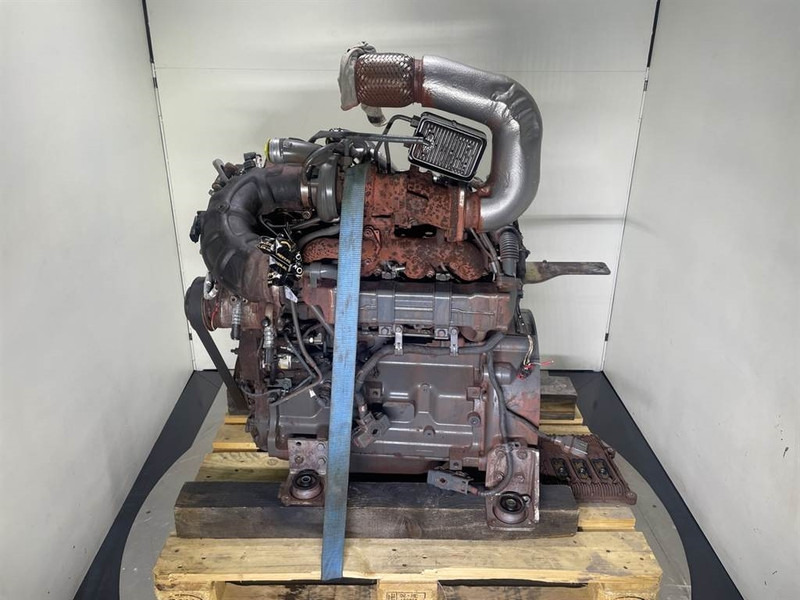 Liebherr L524-10816848-John Deere 4045HFL92-Engine/Motor - Motor pre Stavebné stroje: obrázok 4 Liebherr L524-10816848-John Deere 4045HFL92-Engine/Motor - Motor pre Stavebné stroje: obrázok 4