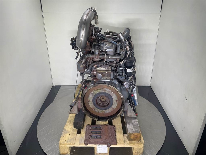 Liebherr L524-10816848-John Deere 4045HFL92-Engine/Motor - Motor pre Stavebné stroje: obrázok 2 Liebherr L524-10816848-John Deere 4045HFL92-Engine/Motor - Motor pre Stavebné stroje: obrázok 2
