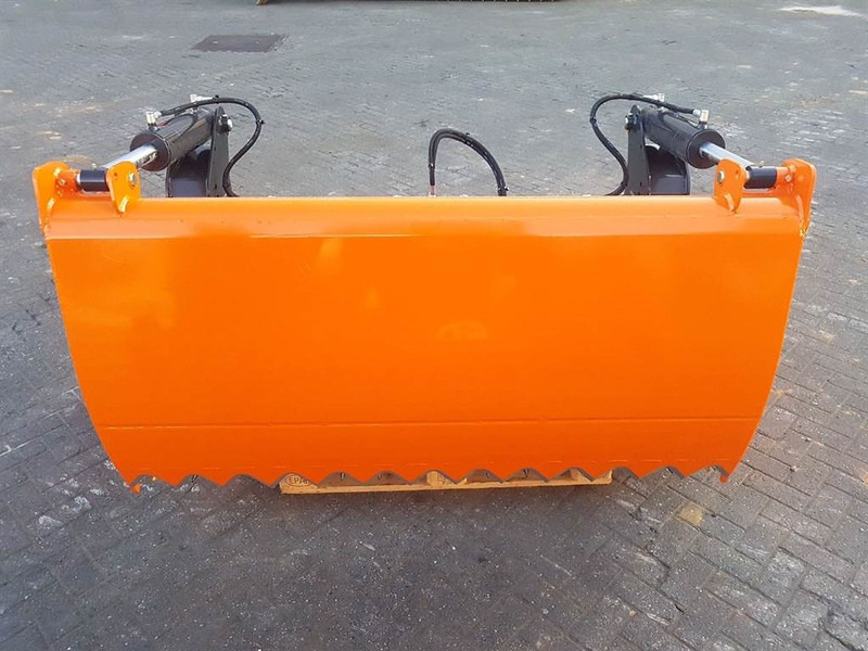 MAMMUT SC195M - Silage cutter/Silageschneider/Kuilhapper - Stroj na silážovanie: obrázok 2 MAMMUT SC195M - Silage cutter/Silageschneider/Kuilhapper - Stroj na silážovanie: obrázok 2