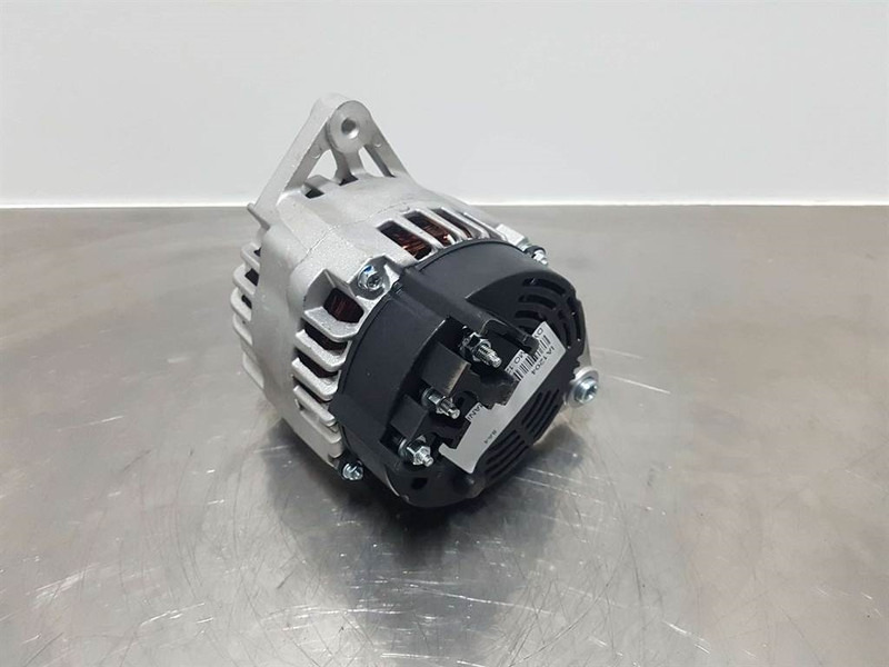 Manitou 12V 80A - Alternator/Lichtmaschine/Dynamo - Motor pre Stavebné stroje: obrázok 4 Manitou 12V 80A - Alternator/Lichtmaschine/Dynamo - Motor pre Stavebné stroje: obrázok 4