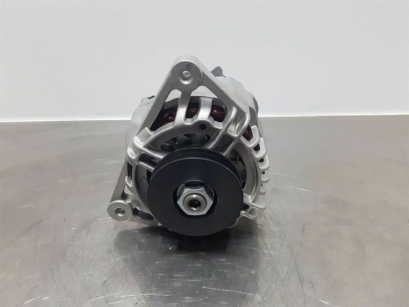 Manitou 12V 80A - Alternator/Lichtmaschine/Dynamo - Motor pre Stavebné stroje: obrázok 3 Manitou 12V 80A - Alternator/Lichtmaschine/Dynamo - Motor pre Stavebné stroje: obrázok 3