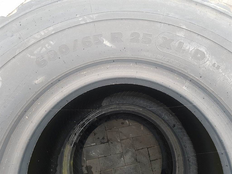 Michelin 600/65R25 - Tyre/Reifen/Band - Pneumatiky a disky pre Stavebné stroje: obrázok 4 Michelin 600/65R25 - Tyre/Reifen/Band - Pneumatiky a disky pre Stavebné stroje: obrázok 4
