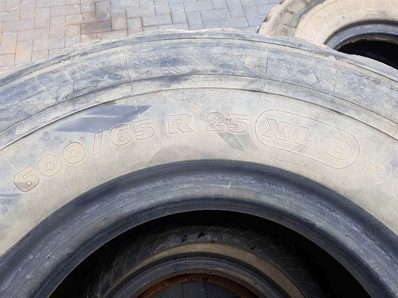 Michelin 600/65R25 - Tyre/Reifen/Band - Pneumatika pre Stavebné stroje: obrázok 4 Michelin 600/65R25 - Tyre/Reifen/Band - Pneumatika pre Stavebné stroje: obrázok 4