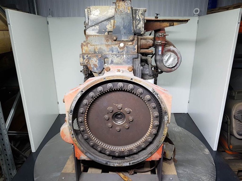 O & K L45-Cummins M11C250-Engine/Motor - Motor a diely pre Stavebné stroje: obrázok 2 O & K L45-Cummins M11C250-Engine/Motor - Motor a diely pre Stavebné stroje: obrázok 2