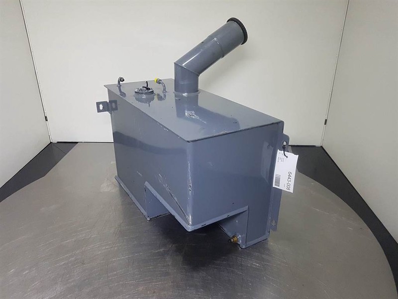 Schaeff SKL844-Terex 6453014001-Fuel tank/Kraftstofftank - Rám/ Podvozok pre Stavebné stroje: obrázok 1 Schaeff SKL844-Terex 6453014001-Fuel tank/Kraftstofftank - Rám/ Podvozok pre Stavebné stroje: obrázok 1