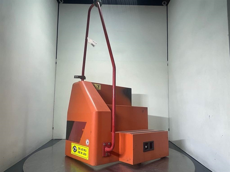 Terex TW150-6098793 / 6098792-Hood/Haube/Kap - Rám/ Podvozok pre Stavebné stroje: obrázok 5 Terex TW150-6098793 / 6098792-Hood/Haube/Kap - Rám/ Podvozok pre Stavebné stroje: obrázok 5