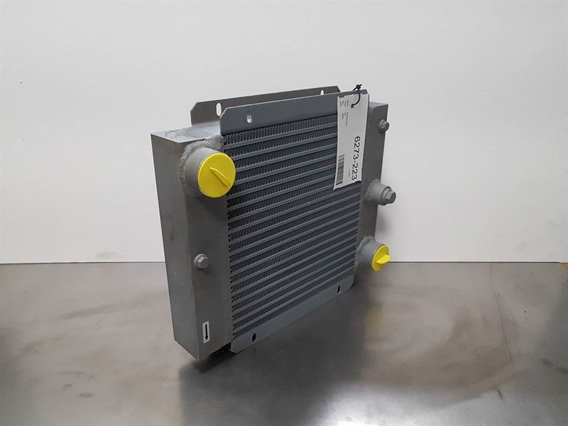 Zettelmeyer ZL-SLB KBK2T-091378-Cooler/Kühler/Koeler - Motor pre Stavebné stroje: obrázok 2 Zettelmeyer ZL-SLB KBK2T-091378-Cooler/Kühler/Koeler - Motor pre Stavebné stroje: obrázok 2