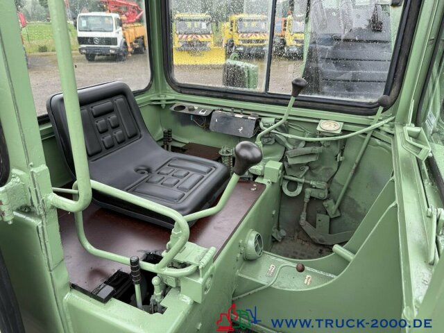 Unimog U427/10 Schaeff Mobilbagger AT 16 NUR 175 TKM - Dodávka: obrázok 4 Unimog U427/10 Schaeff Mobilbagger AT 16 NUR 175 TKM - Dodávka: obrázok 4