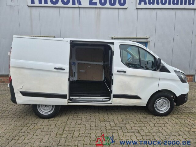Ford Transit Custom 2.0 TDCi EURO 6 DAB Nur 95 TKM - Mikrobus: obrázok 2 Ford Transit Custom 2.0 TDCi EURO 6 DAB Nur 95 TKM - Mikrobus: obrázok 2