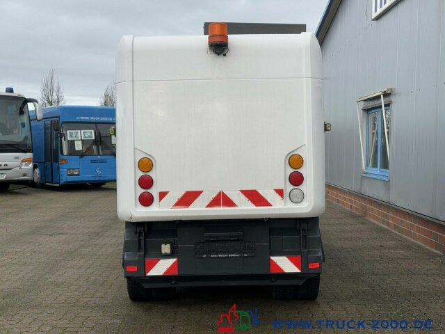 Ravo 540 3 Besensystem Sweeper + Sprühen 50 Km/h - Zametacie vozidlo: obrázok 4 Ravo 540 3 Besensystem Sweeper + Sprühen 50 Km/h - Zametacie vozidlo: obrázok 4