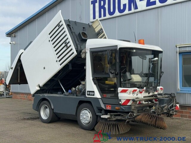 Ravo 540 3 Besensystem Sweeper + Sprühen 50 Km/h - Zametacie vozidlo: obrázok 3 Ravo 540 3 Besensystem Sweeper + Sprühen 50 Km/h - Zametacie vozidlo: obrázok 3