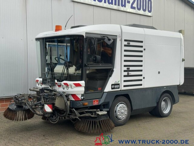 Ravo 540 3 Besensystem Sweeper + Sprühen 50 Km/h - Zametacie vozidlo: obrázok 1 Ravo 540 3 Besensystem Sweeper + Sprühen 50 Km/h - Zametacie vozidlo: obrázok 1