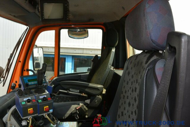Unimog U 400 4 x 4 Mulag Teleskopausleger + Zapfwelle - Valníkový/ Plošinový nákladný automobil, Komunálne/ Špeciálne stroje: obrázok 5 Unimog U 400 4 x 4 Mulag Teleskopausleger + Zapfwelle - Valníkový/ Plošinový nákladný automobil, Komunálne/ Špeciálne stroje: obrázok 5