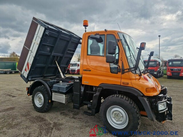 Unimog U300 4x4 Zapfwelle Arbeitsplatte Nur 113.106 KM - Sklápač: obrázok 2 Unimog U300 4x4 Zapfwelle Arbeitsplatte Nur 113.106 KM - Sklápač: obrázok 2