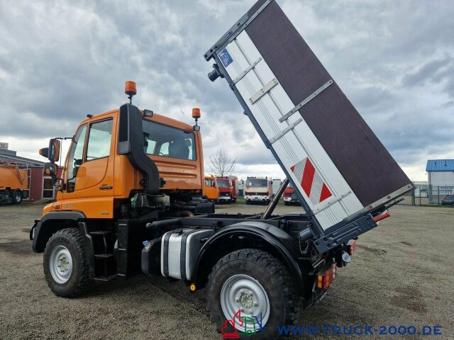 Unimog U300 4x4 Zapfwelle Arbeitsplatte Nur 113.106 KM - Sklápač: obrázok 4 Unimog U300 4x4 Zapfwelle Arbeitsplatte Nur 113.106 KM - Sklápač: obrázok 4