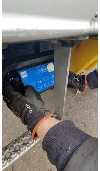 Dhollandia Tailgate / Loadboard / Laadklep / Achtersluitklep 2000 kg MBB / Palfinger / B.A.R. Cargolift - Zdvíhacia plošina: obrázok 5 Dhollandia Tailgate / Loadboard / Laadklep / Achtersluitklep 2000 kg MBB / Palfinger / B.A.R. Cargolift - Zdvíhacia plošina: obrázok 5