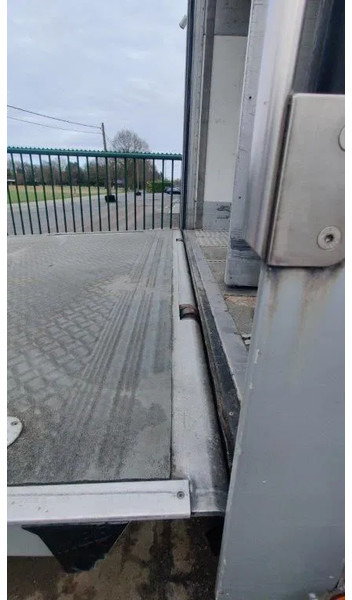 Dhollandia Tailgate / Loadboard / Laadklep / Achtersluitklep 2000 kg MBB / Palfinger / B.A.R. Cargolift - Zdvíhacia plošina: obrázok 3 Dhollandia Tailgate / Loadboard / Laadklep / Achtersluitklep 2000 kg MBB / Palfinger / B.A.R. Cargolift - Zdvíhacia plošina: obrázok 3