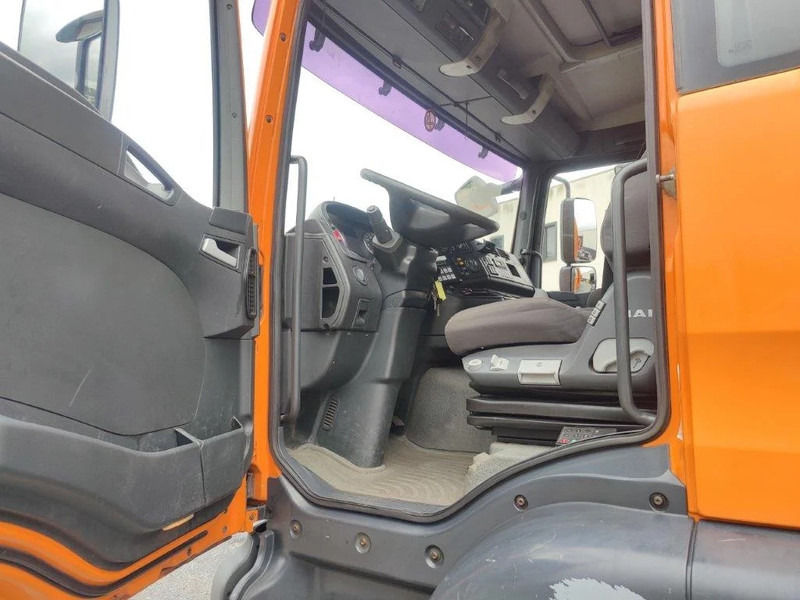 MAN TGA 26.320 6x2 garbage truck ZOELLER - Auto na odvoz odpadu: obrázok 5 MAN TGA 26.320 6x2 garbage truck ZOELLER - Auto na odvoz odpadu: obrázok 5