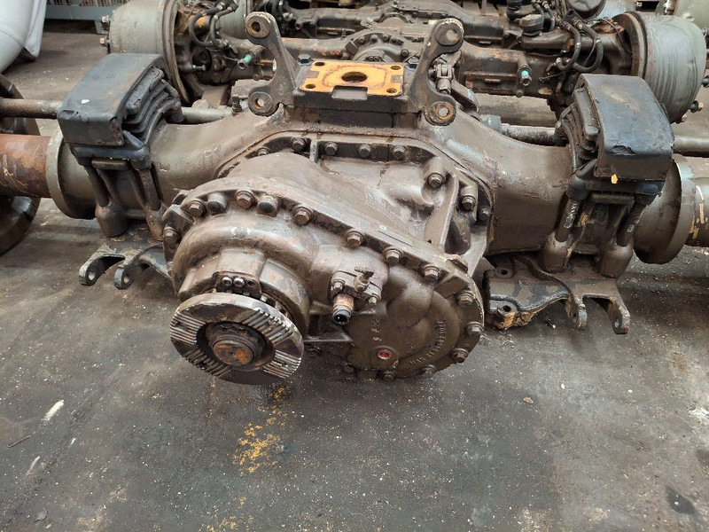 MAN KAT 8x8 complete AXLE SET - Náprava a diely: obrázok 3 MAN KAT 8x8 complete AXLE SET - Náprava a diely: obrázok 3